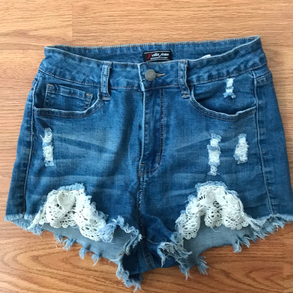Blue short lace jeans